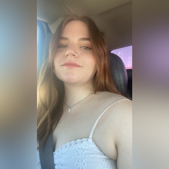 Meet your Posher, Audrey - Picture 1 of 1